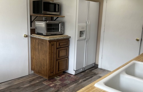Dubois Apartment | Listen to the Wind River