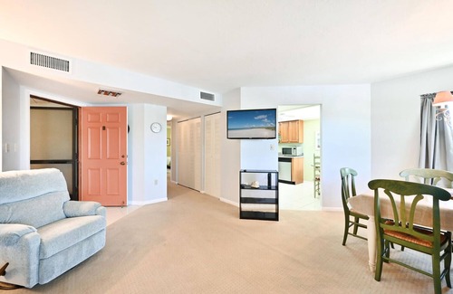 Hammock Bay Condo | Listing available monthly, 2 Pools, just off Marco, good rate!