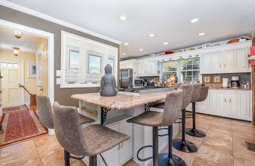 Roxbury House | Litchfield County Four Season Country Paradise