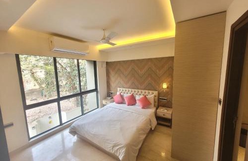 Kurla Apartment | Lite Stays - Kurla West