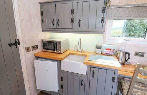 Oxenhope Cottage | LITTLE ACRE, pet friendly, with a garden in Oxenhope