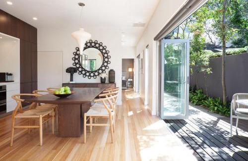 North Sydney House | Little Alfie, North Sydney Isyd