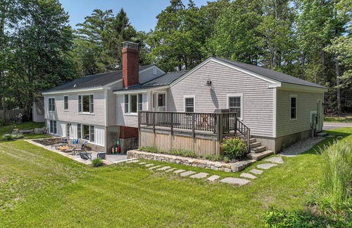 Freeport House | Little Anchor - a resplendent waterfront property in South Freeport, Maine.