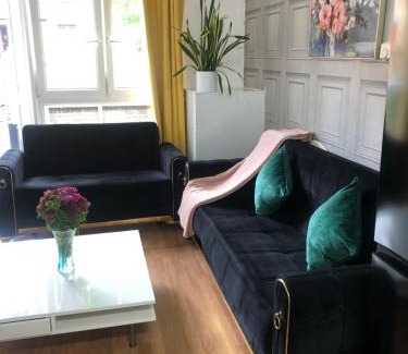 Junction Apartment | Little apartment 20 min from central London