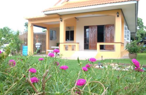 Sattahip Villa | Little B house