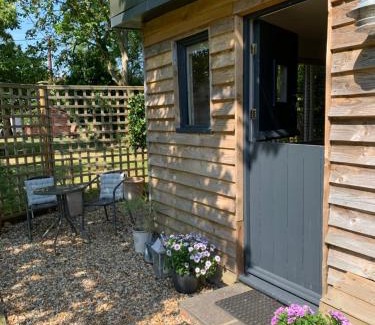 New Forest District House | Little Banks Cabin