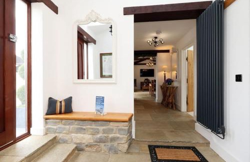 St Hilary House | Little Barn at East Down