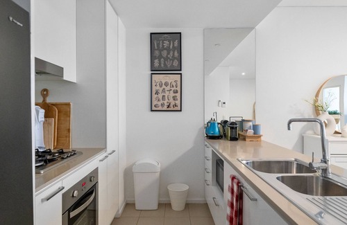 Little Bay Apartment | Little Bay Haven-Stylish Coastal Apartment