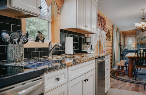 New Tripoli Cabin | Little Bear Lodge with Babbling Brook on 3+ Acres Lehigh Valley/Allentown, PA