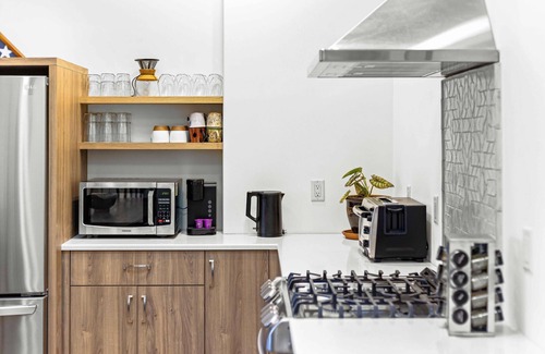 Swannanoa Cottage | Little Bee Woods