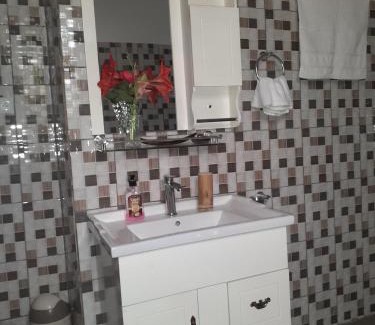 Ruhengeri Bed & Breakfast | Little Birds Paradise