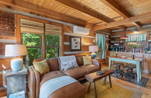 Vilas House | Little Birdsong Cabin