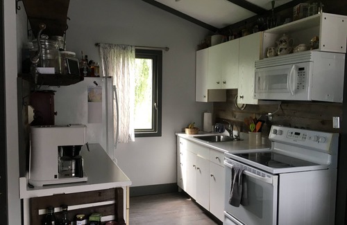 Hamilton Cottage | Little Blue Barn on Lake Erie