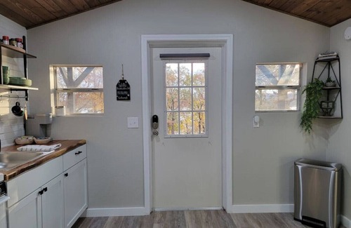 Blocker House | Little Blue, Charming Lakefront McAlester OK