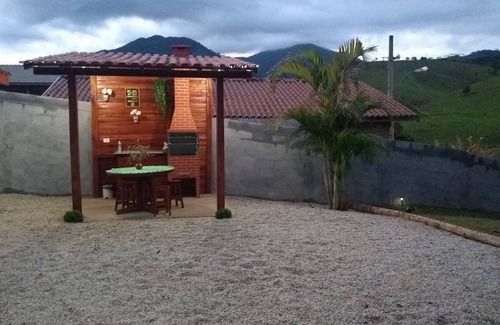 Sapucai-Mirim House | Little Blue House, Peace and happiness.