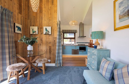 Garston Cabin | Little Breck lodge in rural Southland. Sustainable luxury with pet sheep!