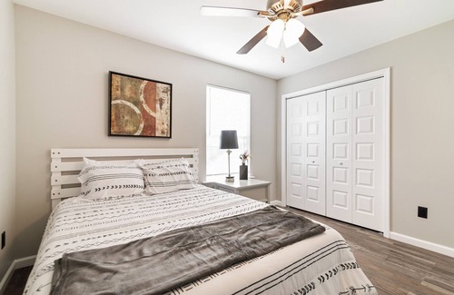 Ashland City Apartment | Little Bungalow outside the hustle and bustle of Nashville Tn.