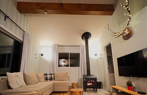 Montcalm Cottage | Little Piece of Heaven on the Lake!