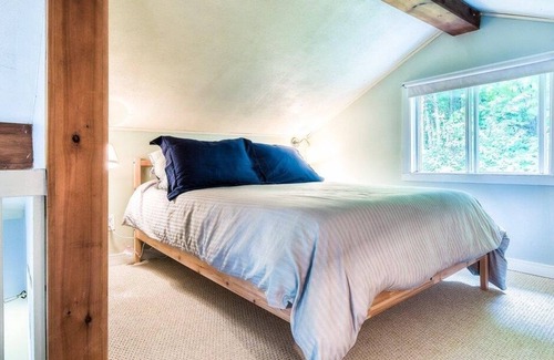 Montcalm Cottage | Little Piece of Heaven on the Lake!