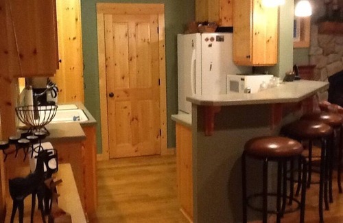 Prattville Cabin | Little Cabin in the Woods