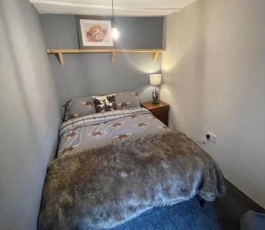 Llanfair House | Little Chapel House