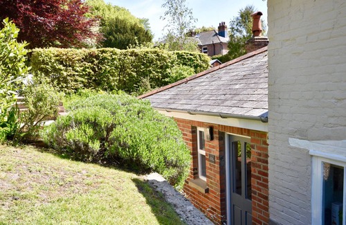 Newport Apartment | Little Clatterford a little romantic countryside retreat