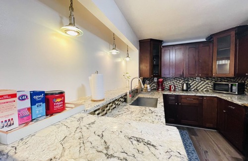 Bassett House | Little Corn House 3 BR House close to Everywhere