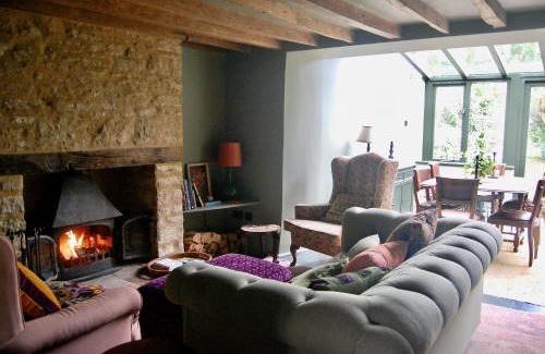 Shipton under Wychwood House | Little Cottage Shipton
