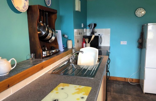 Bunessan Cottage | Little cottage-Village of Bunessan-Sleeps4