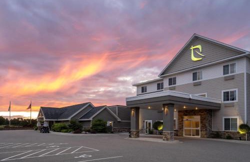 New London Hotel | Little Crow Resort & Conference, Trademark by Wyndham
