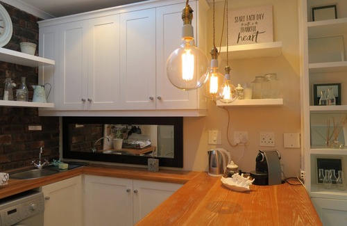Rondebosch Apartment | Little Daisy self catering semi detatched apartment