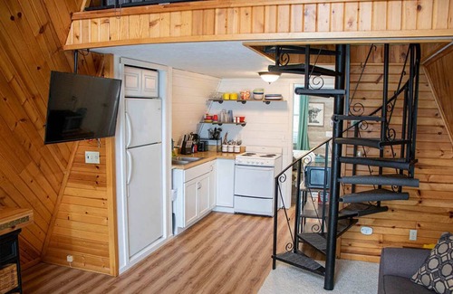 Alexandria Cabin | Little Dipper, Lovely Lake A-Frame ~ Dock ~ Kayak