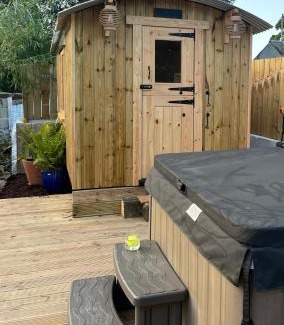 Llanybydder Apartment | Little Dolwen - Sioned