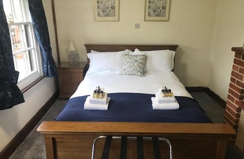 Dunmow Apartment | Little Easton Manor