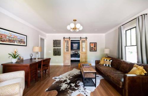 Historic Downtown Franklin House | Little Franklin House