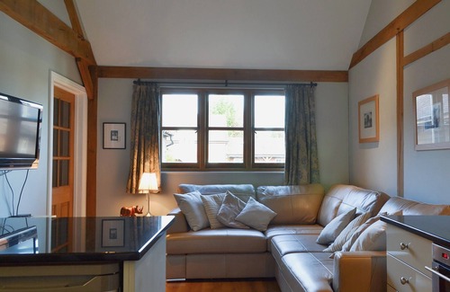 Little Hereford Cottage | Little Gable has been lovingly restored to meet all your holiday needs.