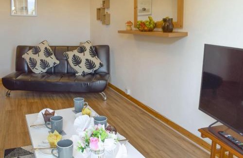 Kirkcaldy House | Little Gem