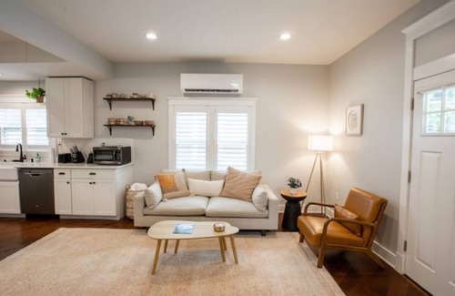Fletcher Place House | Little Green House | Footsteps from Colts/Pacers