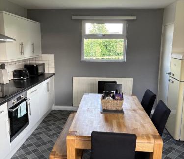 Ripon House | Little Harries Cottage - surrounded by open fields
