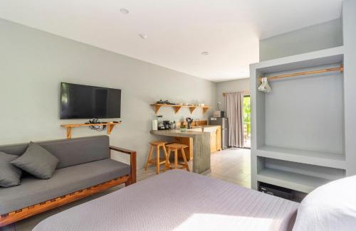 Avellanas Beach House | Little Hawaii Avellanas