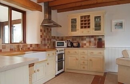Newquay House | Little Hendra with Garden and Patio, Hendra, Mitchell, Near Newquay