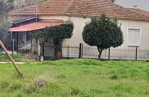 Trikala House | LITTLE HIDDEN PARADISE