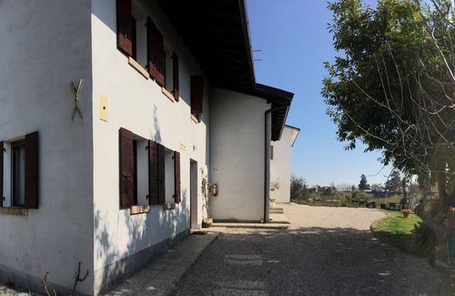 San Pietro di Feletto House | Little House in the Prosecco hills