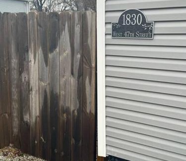 Detroit - Shoreway Apartment | Little house on 47th