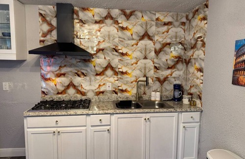 Westside Apartment | Little Italy Welcome to Rome