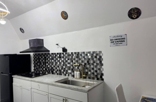 Westside House | Little Italy Welcome to Venice