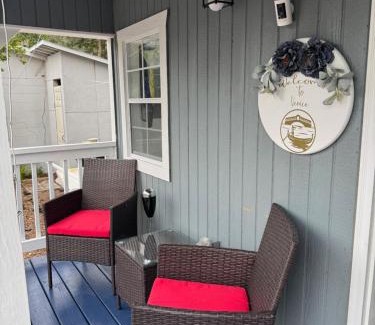 Westside House | Little Italy - Welcome to Venice Tiny House