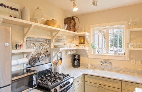 Monterey Cottage | Little Jewel Box, Voted Top Monterey Rental, 12 Blocks to Ocean,