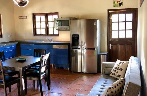 Palm Beach Hotel | Little Jungle Apartments Aruba
