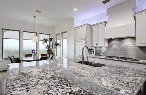 Lakeway House | Little La Jolla Resort in Austin! - Nothing Like it!